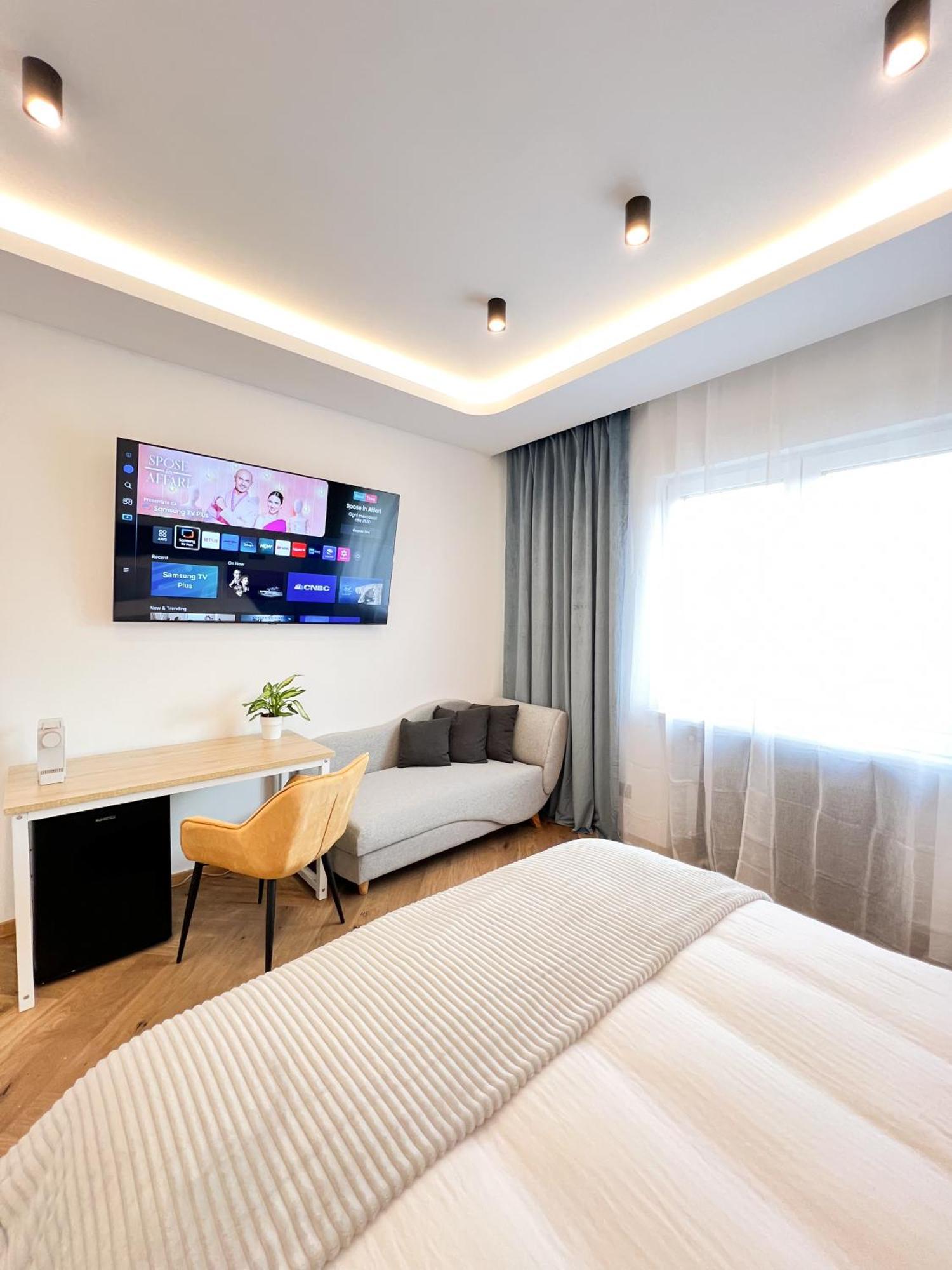 Milan Boutique Villa Падерно-Дуньяно Экстерьер фото